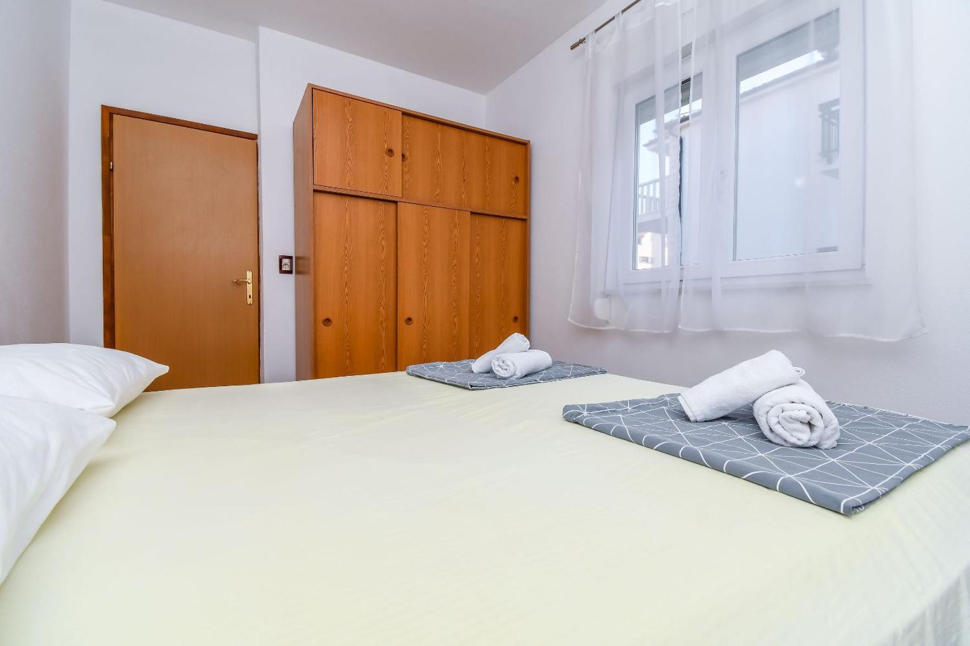 Apartment Mara Trogir Exterior foto